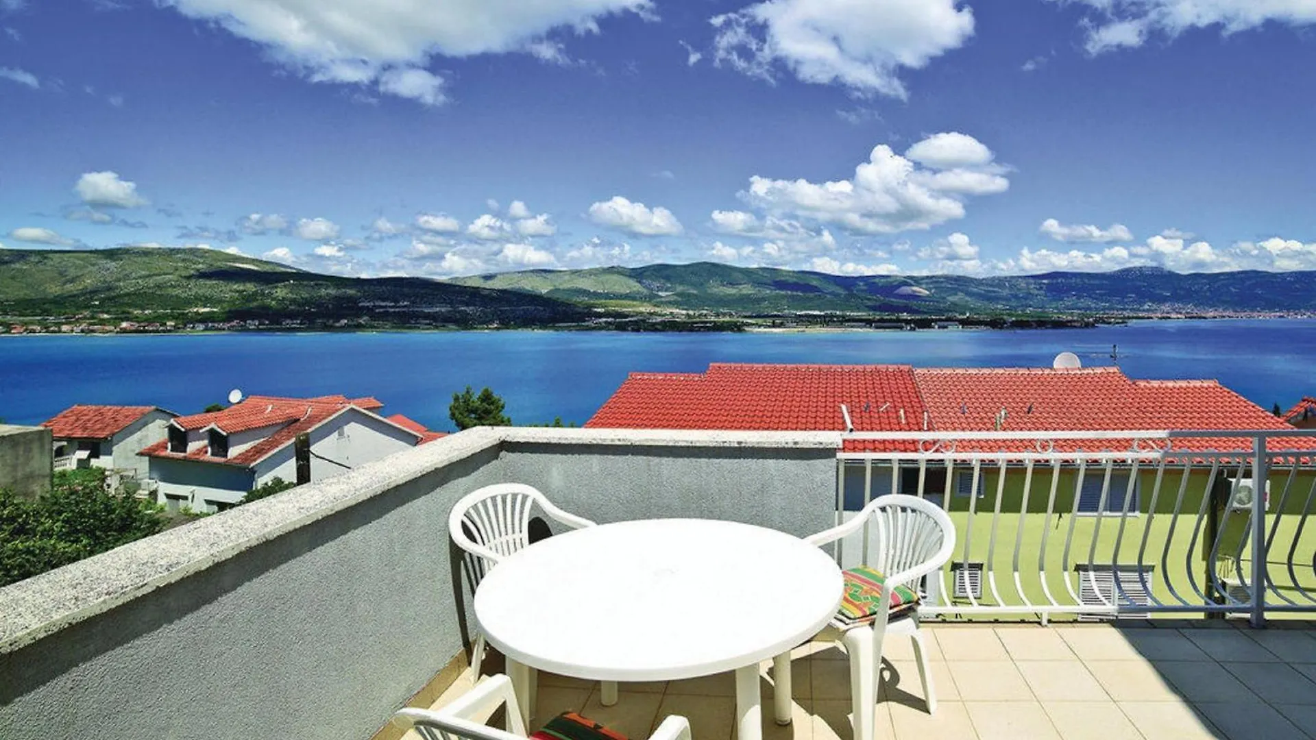 Apartments Halilovic Trogir 0*,